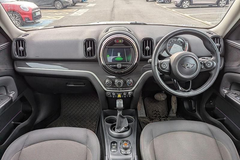 Used Mini Cooper S Countryman 221 HP (162 kW) 2018 White SUV