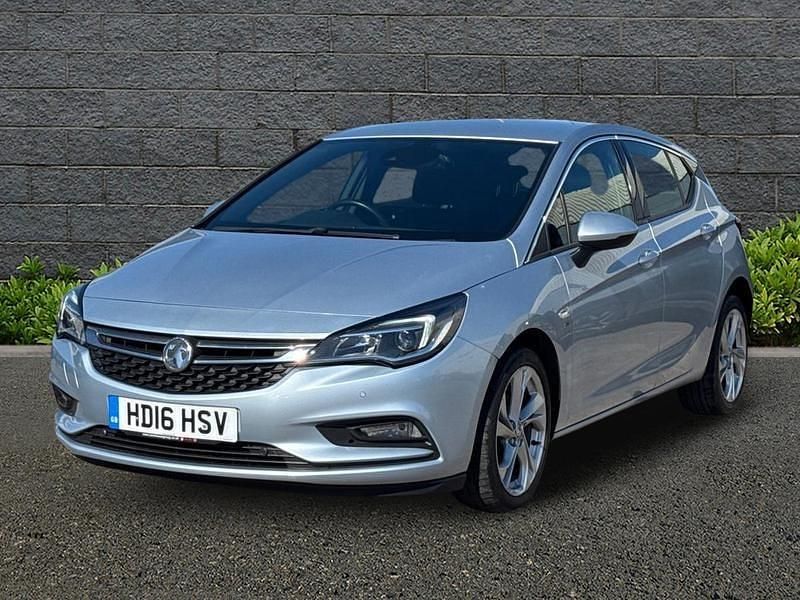 Used Vauxhall Astra SRi 150 HP (110 kW) 2016 Silver Hatchback