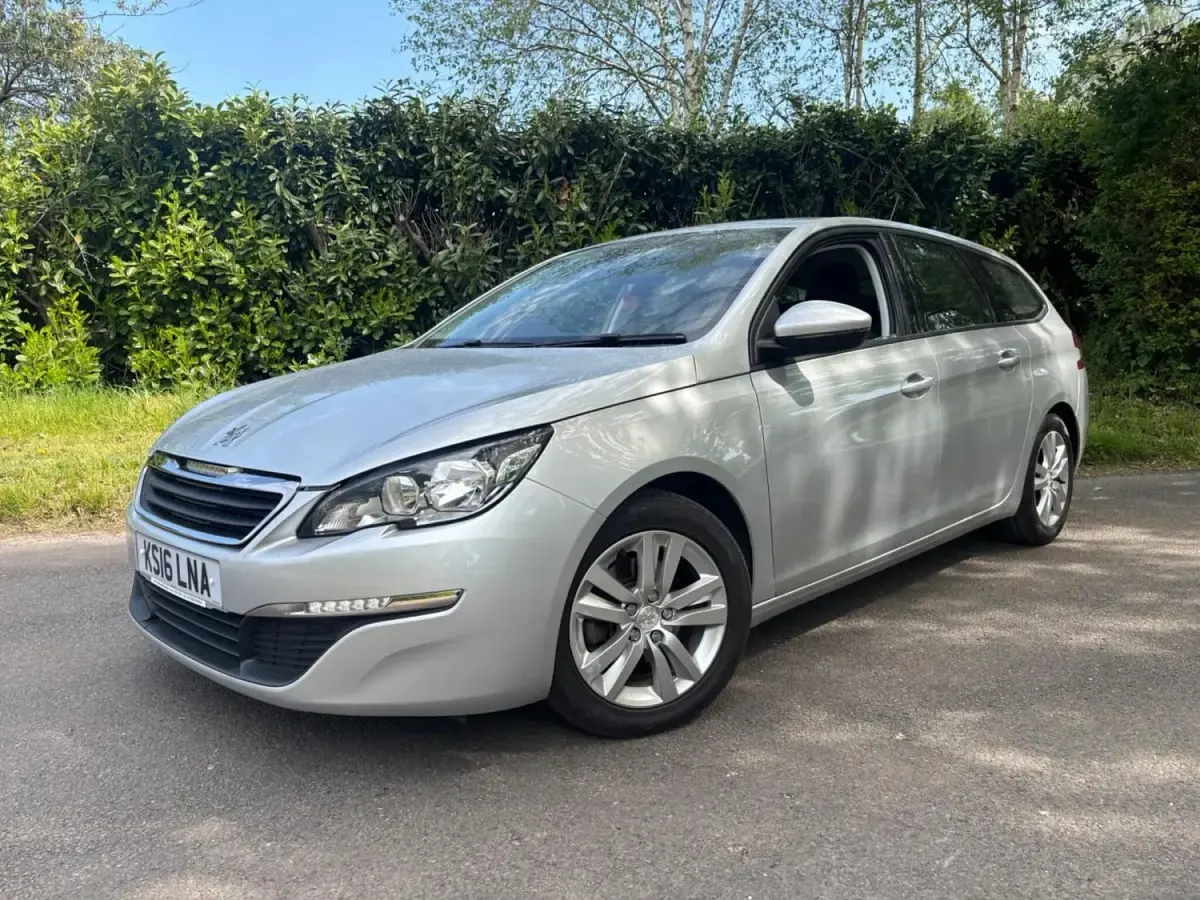Usado Peugeot 308 Active 2016 Prateado Carrinha