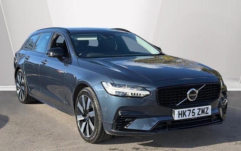 Used Volvo V90 CC Plus 250 HP (183 kW) 2023 Estate