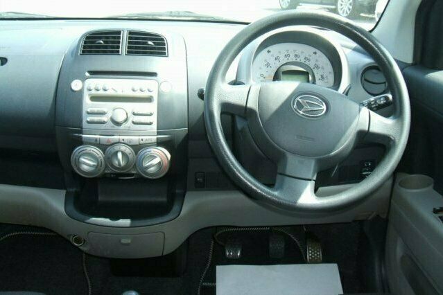 Used Daihatsu Sirion 68 HP (50 kW) 2006 Hatchback