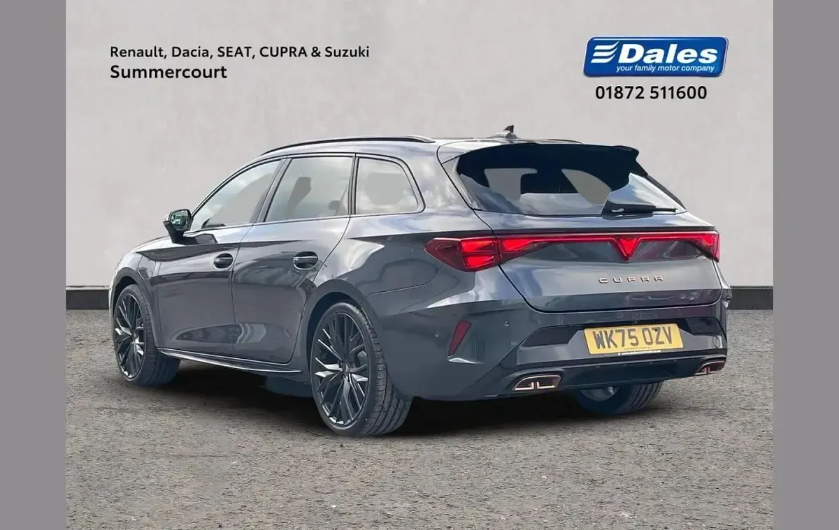 Used Cupra Leon 200 HP (147 kW) 2025 Grey Estate
