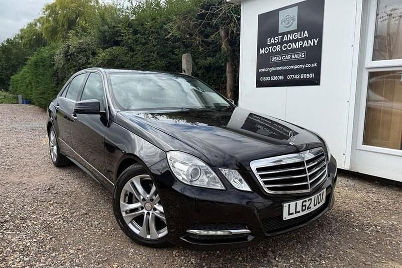 Black Used 2012 Mercedes E200 Avantgarde Sedan | £6,688 (Fair price) - Image 1/1