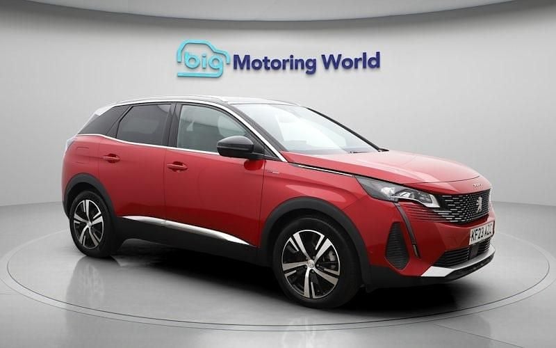 Used Peugeot 3008 GT 300 HP (220 kW) 2023 Red SUV