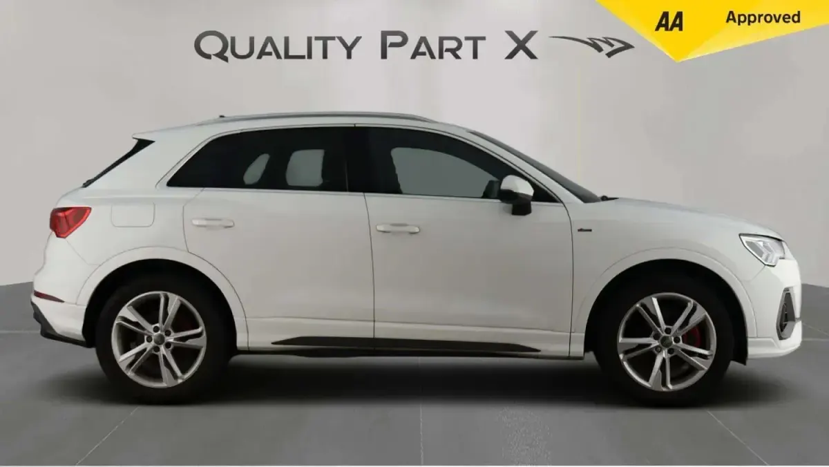 Second-hand Audi Q3 S-Line 230 CP (169 kW) 2019 Alb SUV