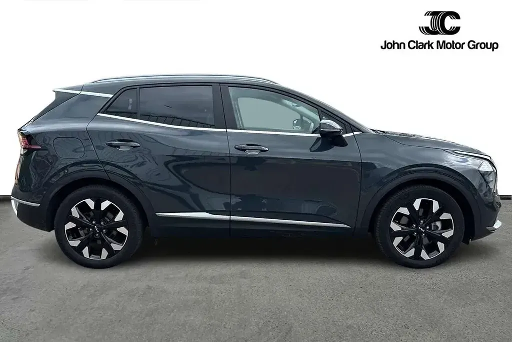 Used Kia Sportage 261 HP (191 kW) 2024 Grey SUV