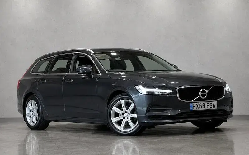 Used Volvo V90 Momentum 190 HP (139 kW) 2018 Estate