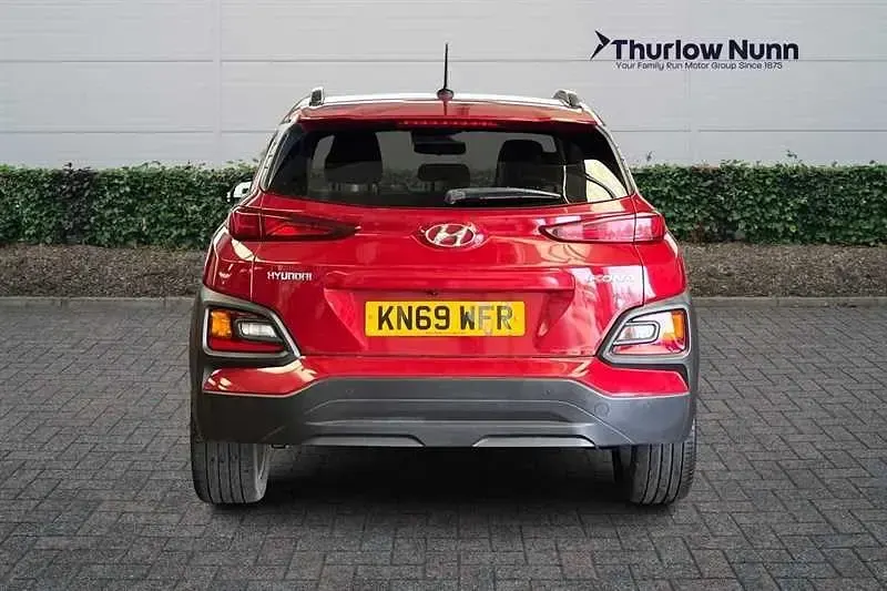 Second-hand Hyundai Kona 120 CP (88 kW) 2020 Roșu SUV