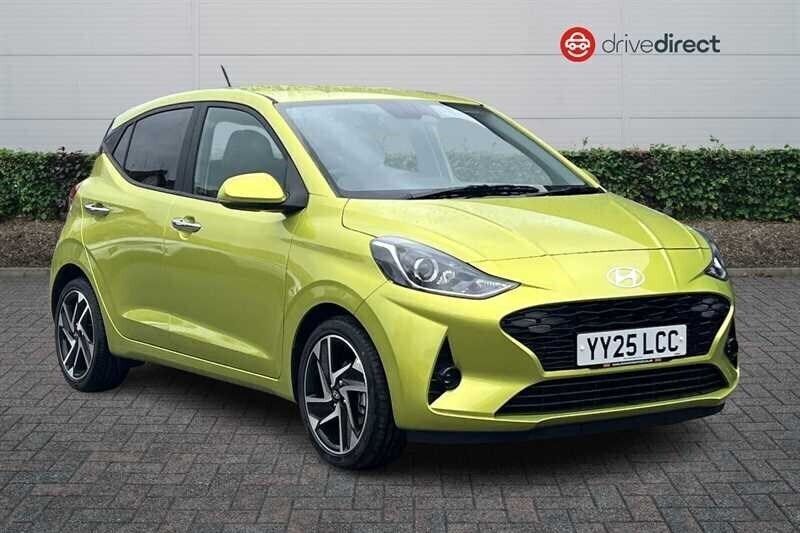 Metallic lucid lime New 2025 Hyundai i10 Premium Hatchback | £15,503 (Fair price) - Image 1/4