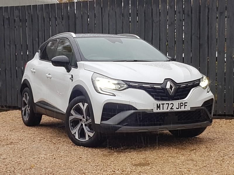 Usado Renault Captur R.S. 140 HP (102 kW) 2022 Branco SUV