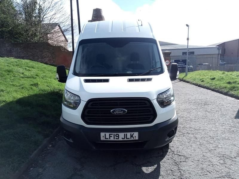Used Ford Transit 130 HP (95 kW) 2019 White Van