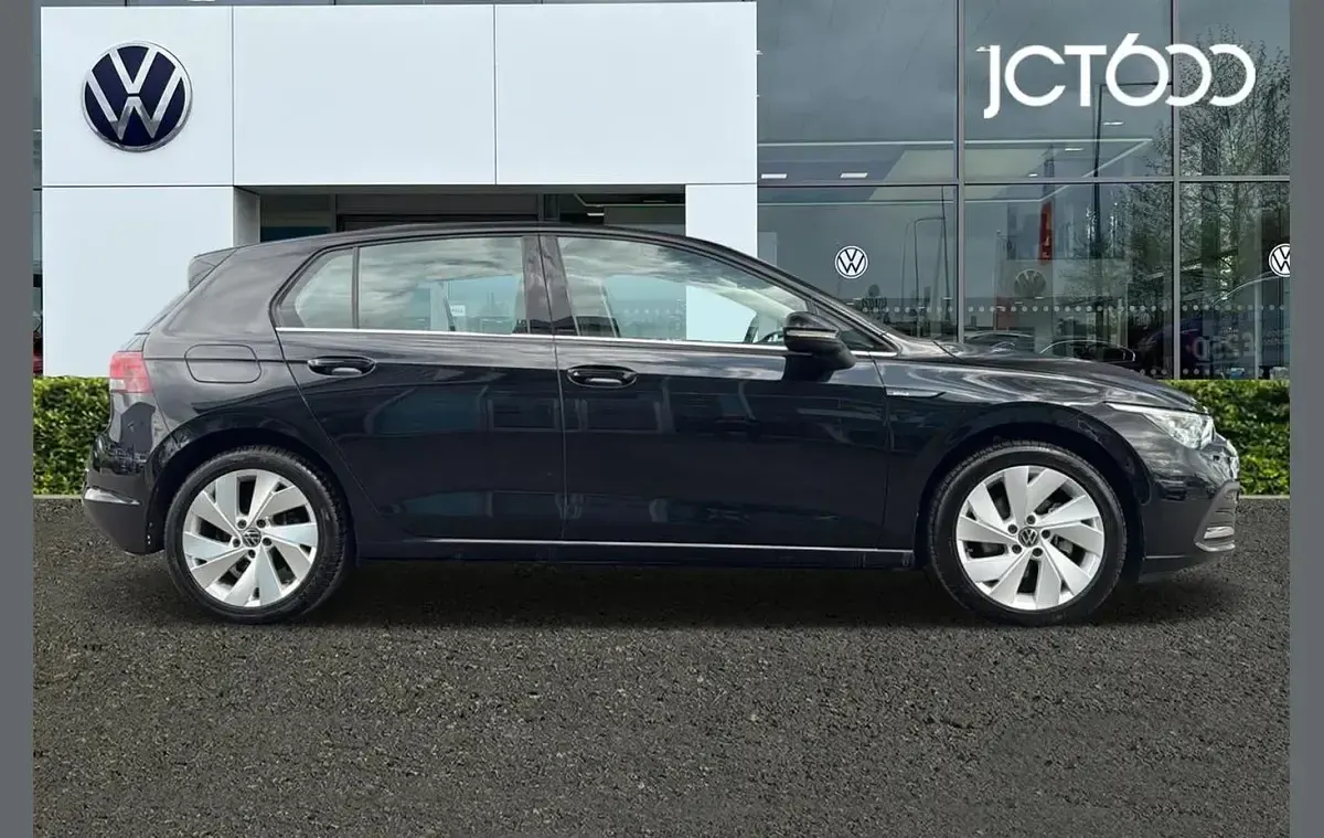 Used VW Golf VIII Style 150 HP (110 kW) 2024 Black Hatchback