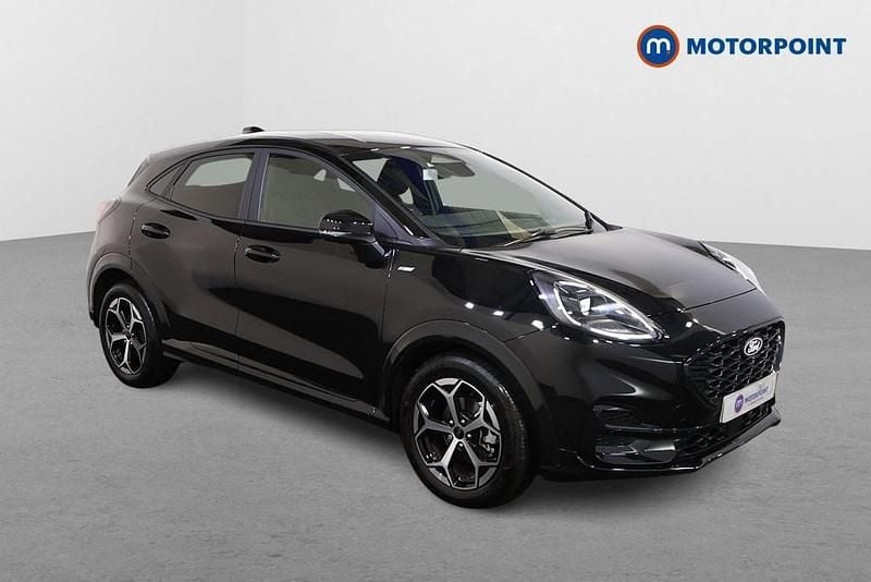 Black Used 2025 Ford Puma Gen-E ST-Line Hatchback | £20,599 (Fair price) - Image 1/4
