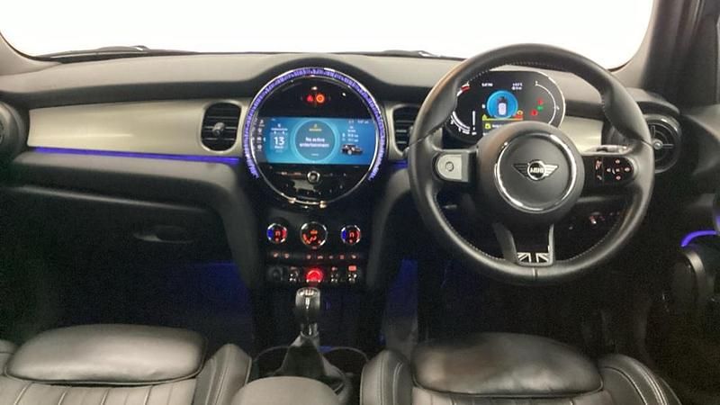 Used Mini Cooper S Exclusive 176 HP (129 kW) 2024 Blue Hatchback