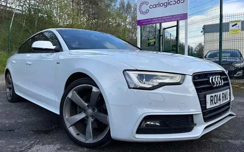 Gebraucht Audi A5 Sportback Black Edition 177 PS (130 kW) 2014 Kleinwagen