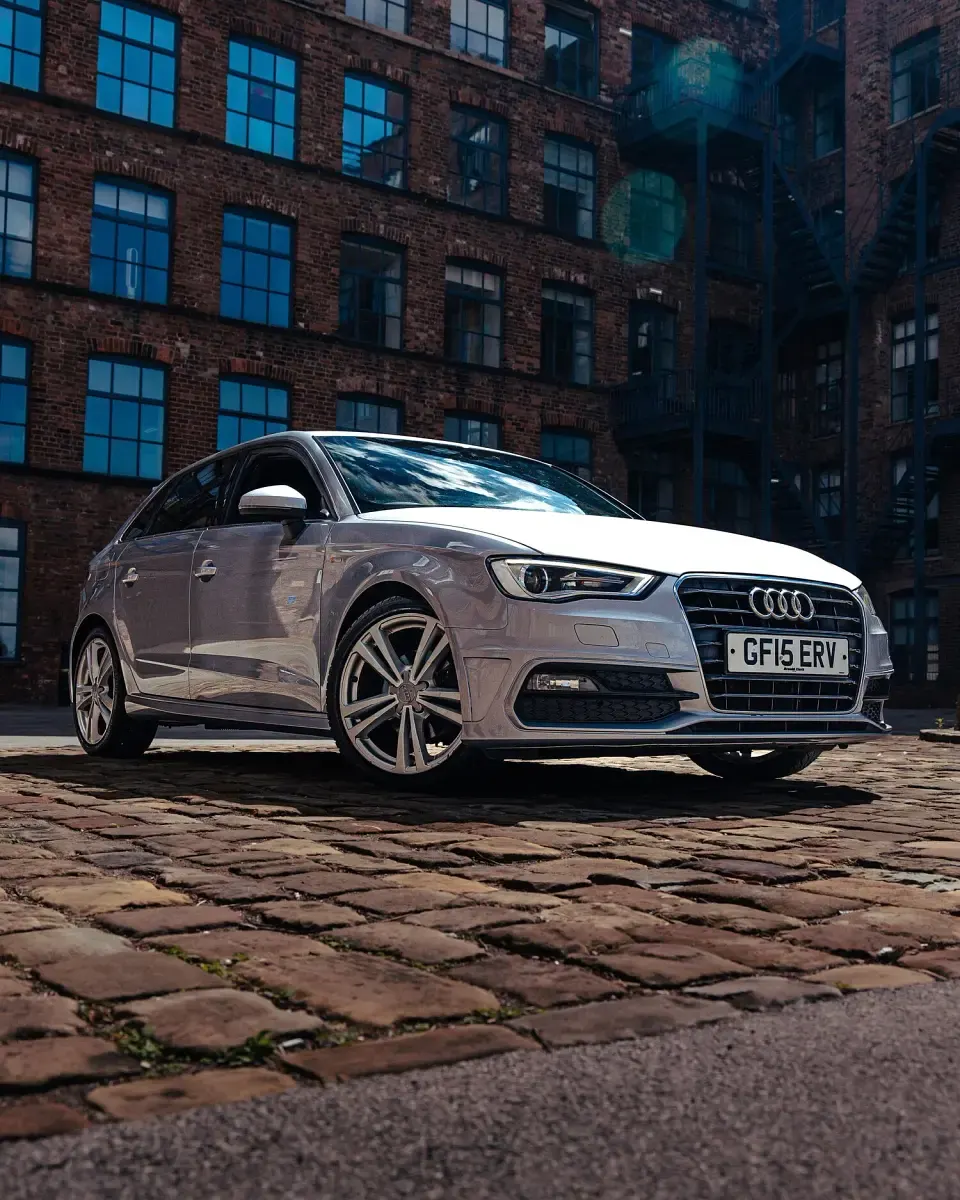 Used Audi A3 Sportback S-Line 110 HP (80 kW) 2015 Silver Hatchback