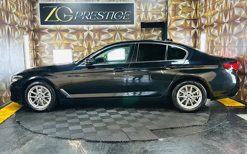 Used BMW 520 Comfort Edition 190 HP (139 kW) 2021 Black Sedan