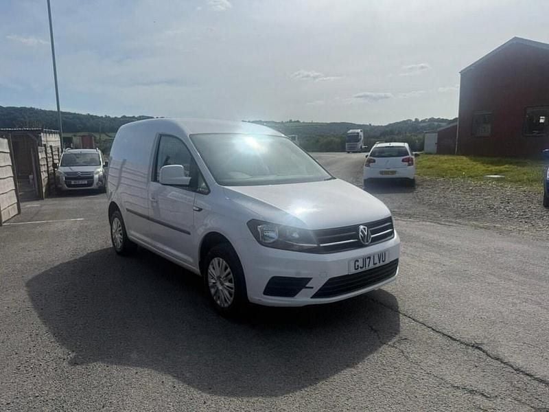 White Used 2016 VW Caddy Trendline MPV | £9,495 (Fair price) - Image 1/4