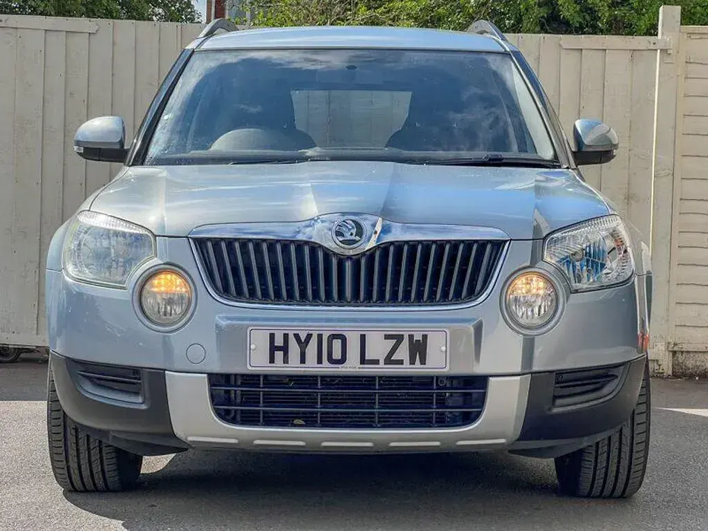 Used Skoda Yeti 110 HP (80 kW) 2010 Blue SUV