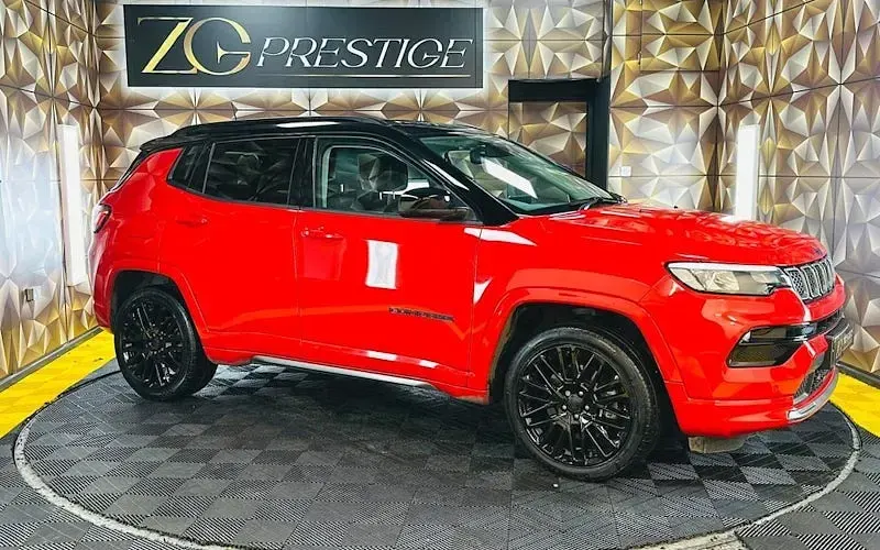 Begagnad Jeep Compass 241 HK (177 kW) 2023 Röd SUV