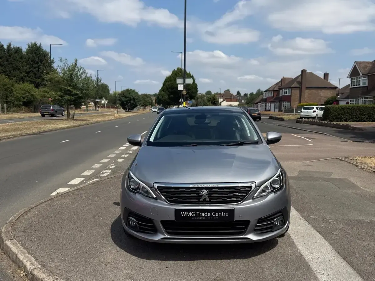 Used Peugeot 308 Allure 2018 Grey Hatchback