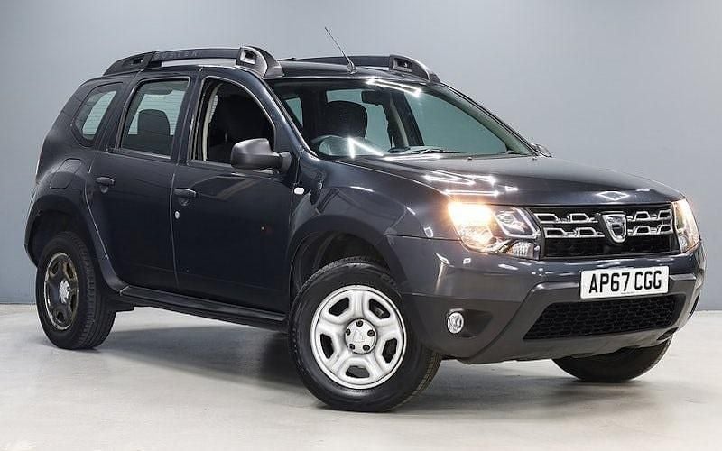 Second-hand Dacia Duster Ambiance 114 CP (83 kW) 2017 Gri SUV