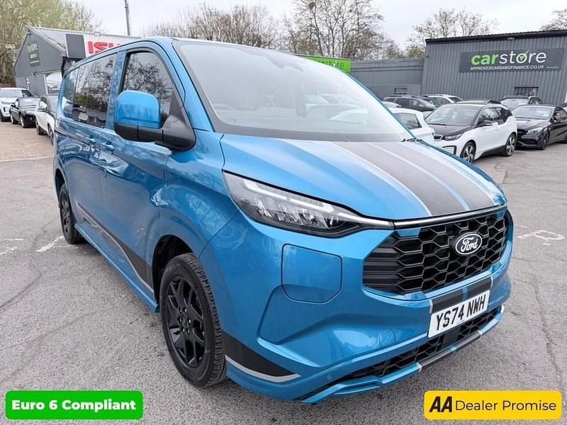 Używany Ford Transit Custom 229 KM (168 kW) 2024 Niebieski Kombi