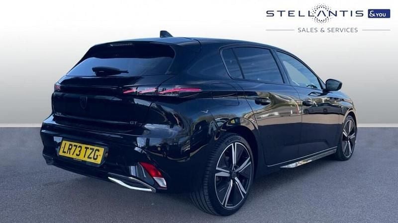 Used Peugeot 308 GT 129 HP (94 kW) 2023 Black Hatchback