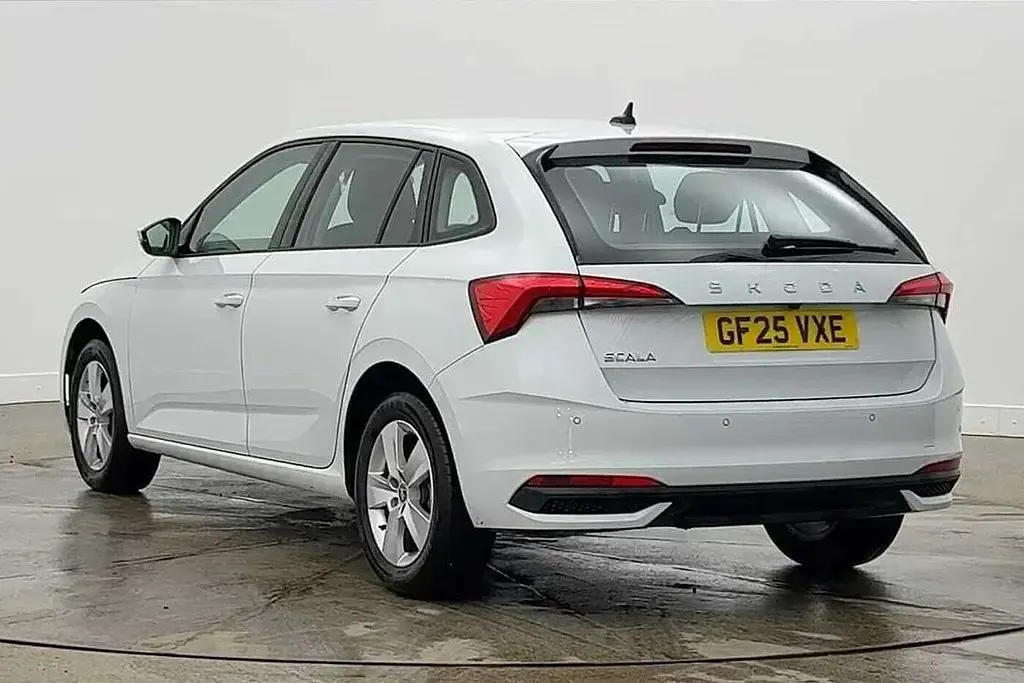 Used Skoda Scala SE 113 HP (83 kW) 2025 Moon white metallic Hatchback