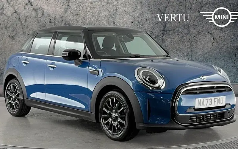 Used Mini Cooper Classic 136 HP (100 kW) 2022 Hatchback