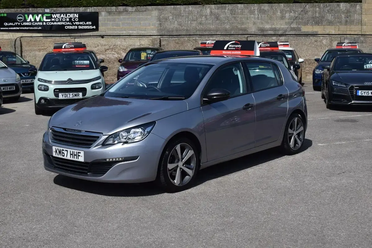 Used Peugeot 308 Access 110 HP (80 kW) 2017 Grey Hatchback
