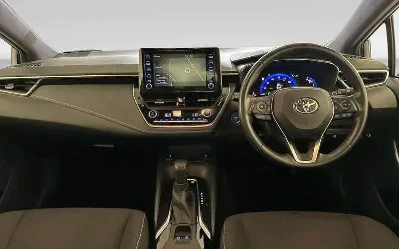 Used Toyota Corolla 122 HP (89 kW) 2022 Hatchback