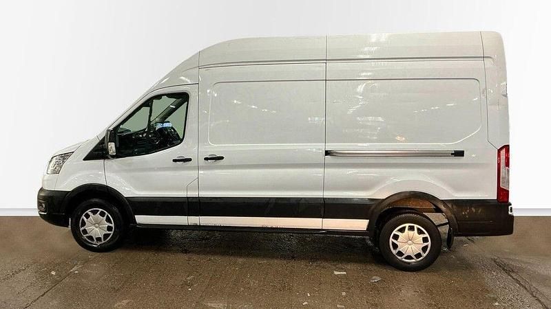 Used Ford Transit Trend 130 HP (95 kW) 2022 White Van