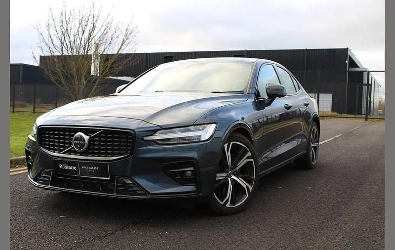 Used Volvo S60 Plus 247 HP (181 kW) 2023 Blue Sedan