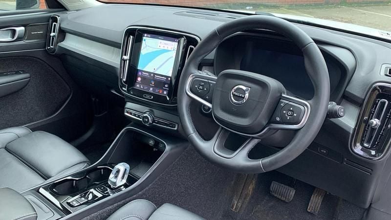 Used Volvo XC40 Ultra 2025 White SUV