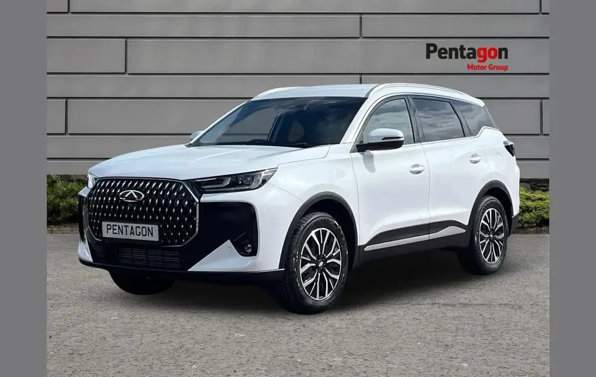 New Chery Tiggo 7 197 HP (144 kW) 2026 White SUV