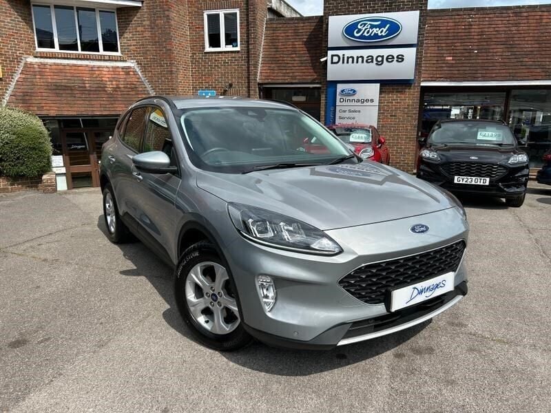 Solar silver Used 2022 Ford Kuga Zetec SUV | £17,790 (Good price) - Image 1/4