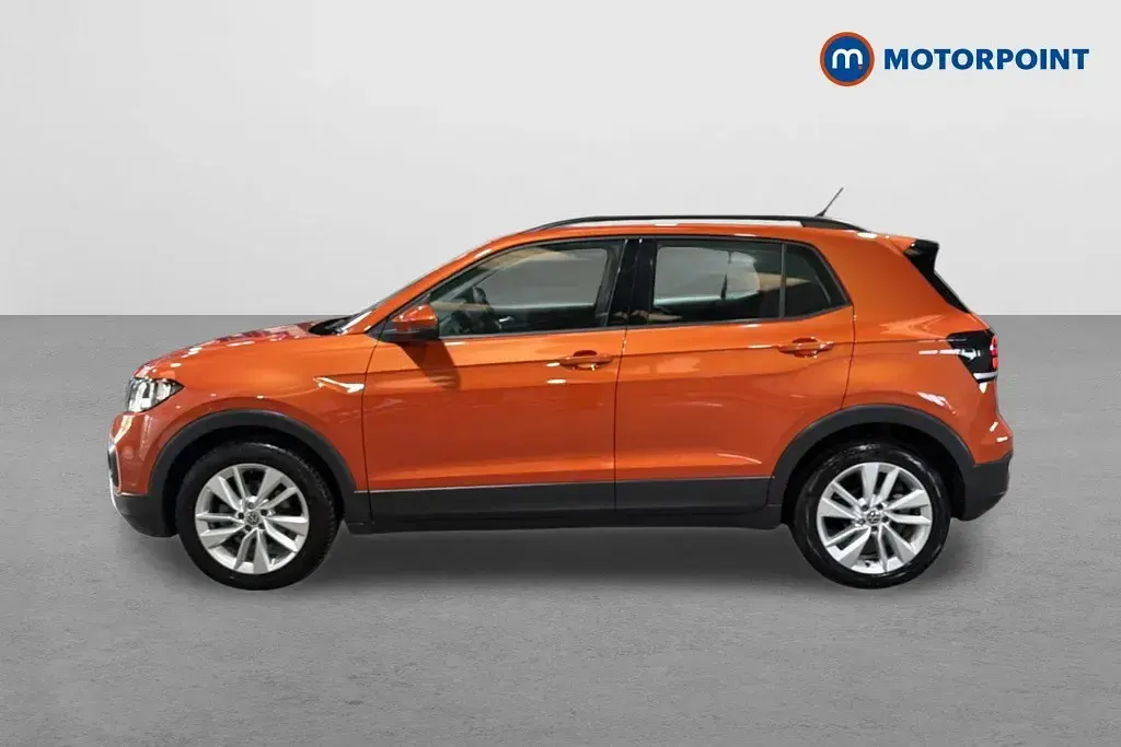 Begagnad VW T-Cross SE 110 HK (80 kW) 2022 Orange SUV