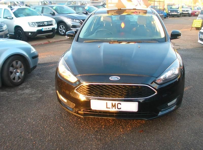 Used Ford Focus Zetec 2015 Black Hatchback
