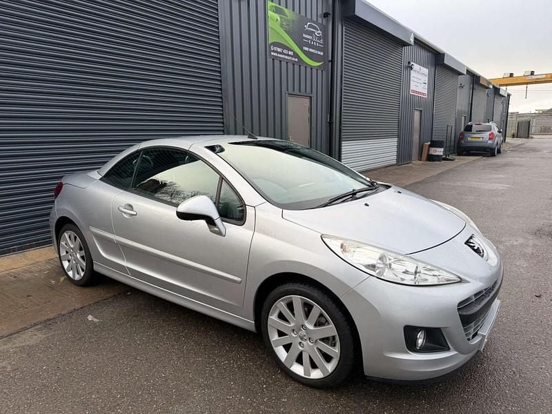 Used Peugeot 207 GTi 120 HP (88 kW) 2012 Silver Cabriolet