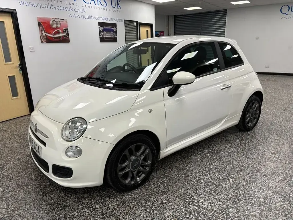Used Fiat 500 S 69 HP (50 kW) 2015 White Hatchback