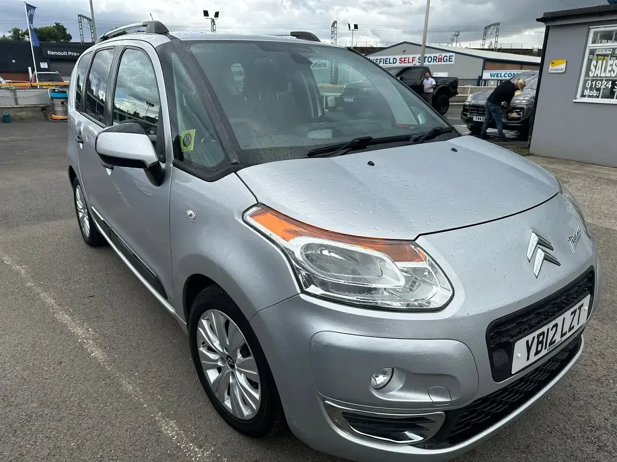 Used Citroën C3 Picasso Exclusive 90 HP (66 kW) 2012 Silver MPV
