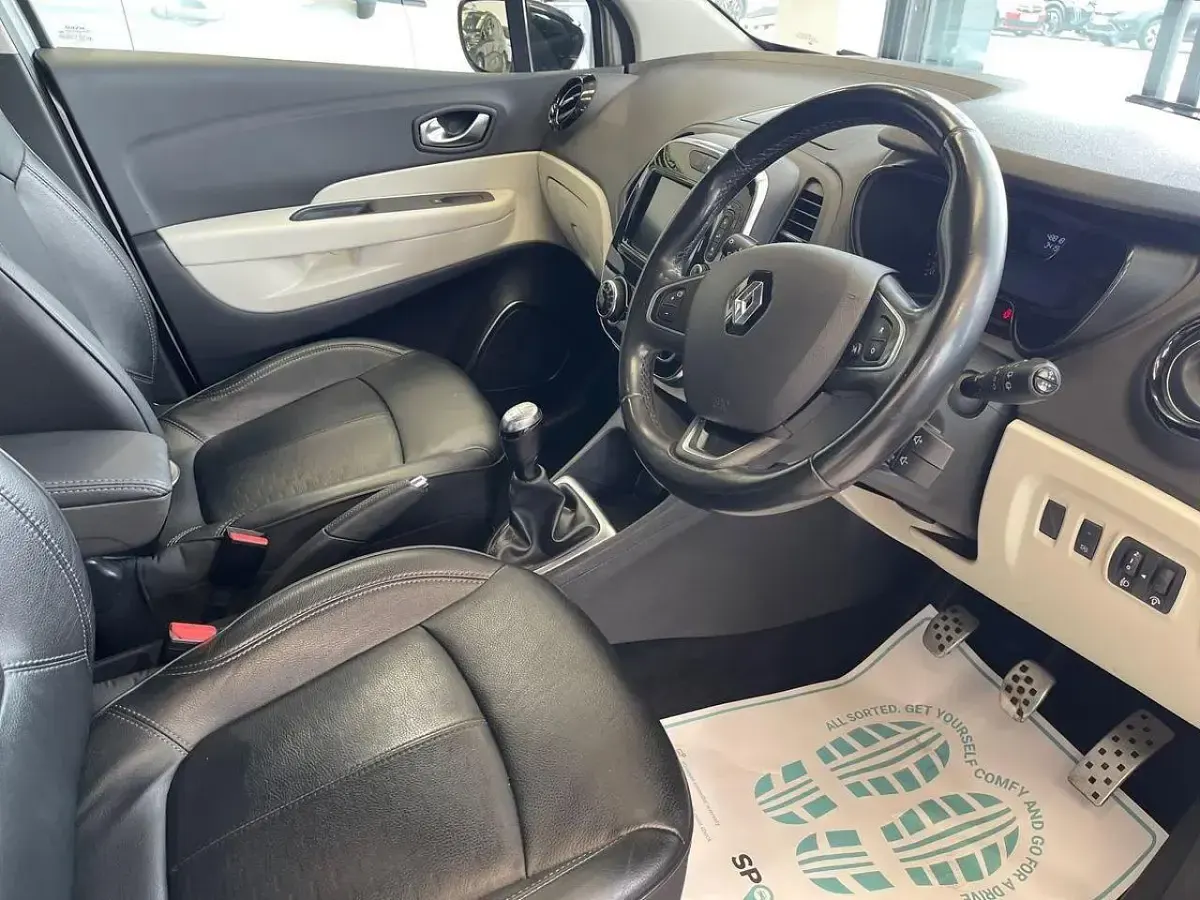 Używany Renault Captur GT-Line 90 KM (66 kW) 2019 Czarny SUV