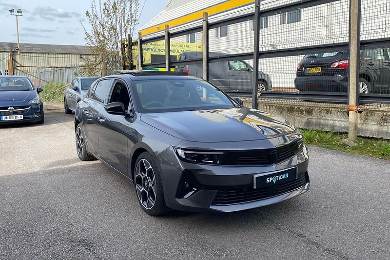 Used Vauxhall Astra Ultimate 130 HP (95 kW) 2025 Grey Hatchback