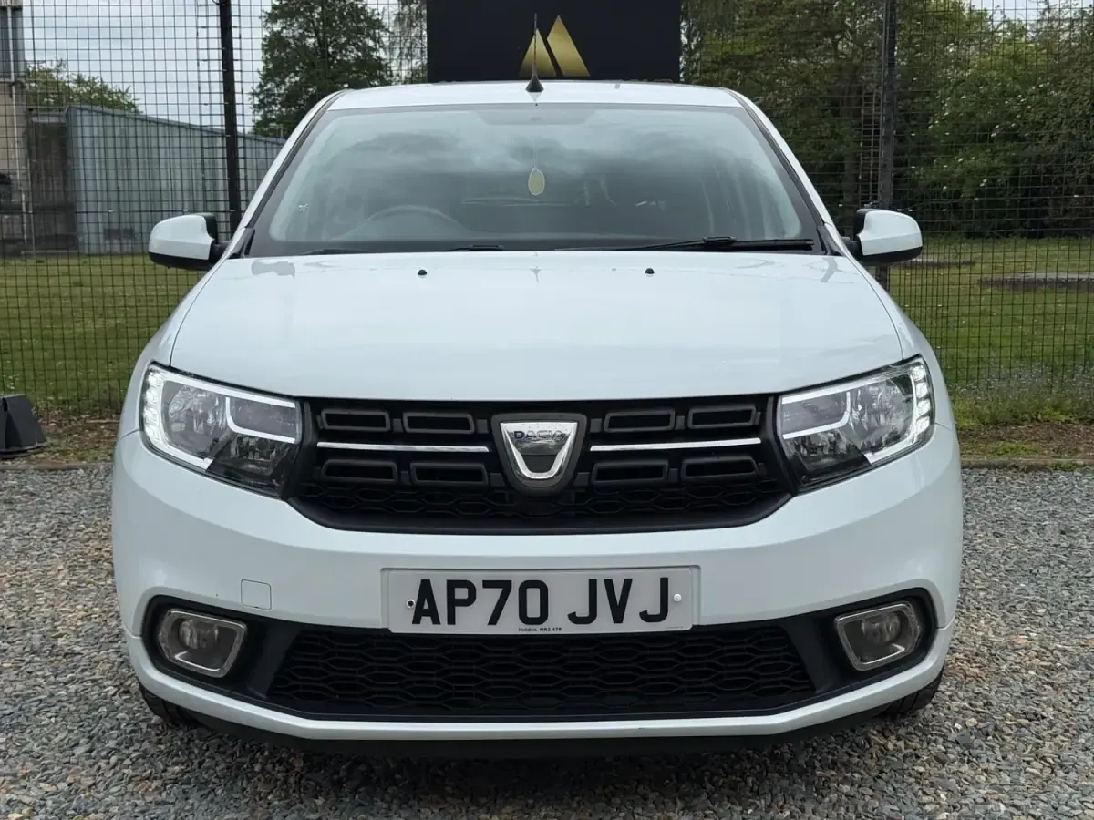 Gebraucht Dacia Sandero Comfort 2020 Weiß Kleinwagen