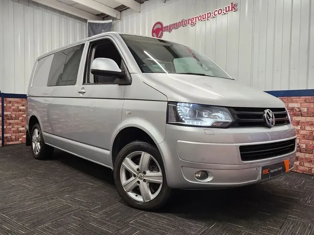 Używany VW Transporter Highline 180 KM (132 kW) 2014 Srebrny Van
