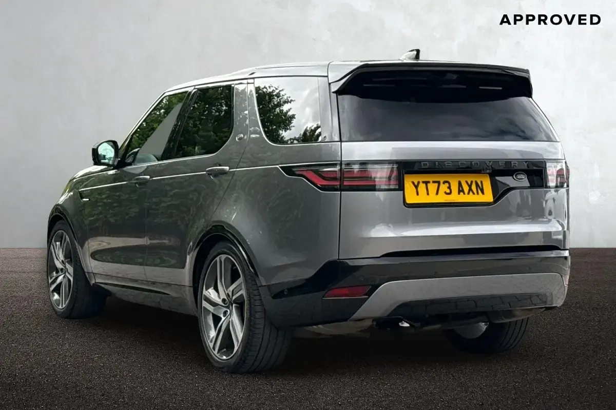 Used Land Rover Discovery HSE Dynamic 300 HP (220 kW) 2023 Grey SUV