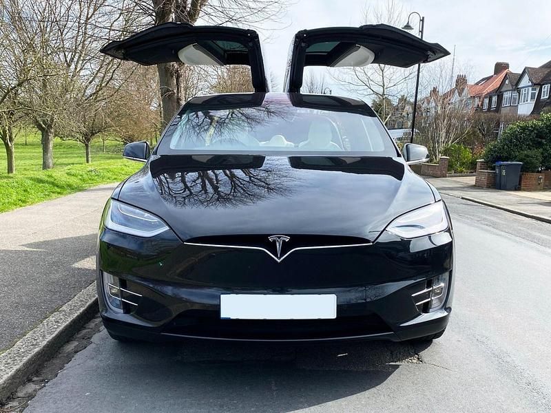Used Tesla Model X 244 kW (333 HP) 2017 Black SUV