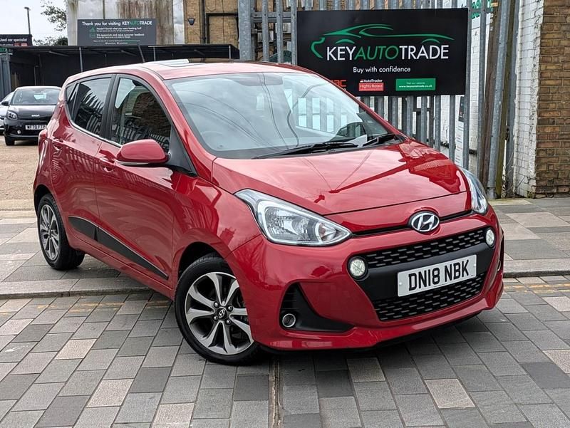 Used Hyundai i10 SE 2018 Red Hatchback