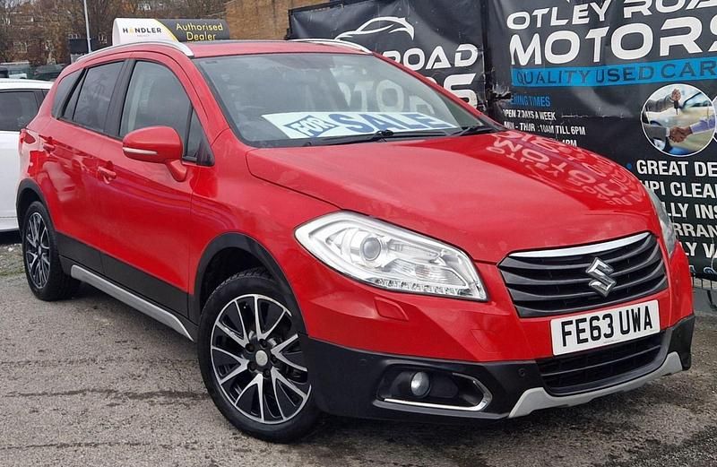 Red Used 2013 Suzuki SX4 S-Cross SZ5 SUV | £4,995 (Fair price) - Image 1/4